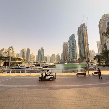 Aws Holiday Homes - Unique Views At Damac Heights Дубай Экстерьер фото
